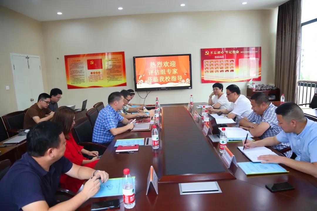 一边是肺炎一边可以做供卵试管哪里代生生孩子好还是剖腹产好？看完这篇文章，你就不用再纠结了!