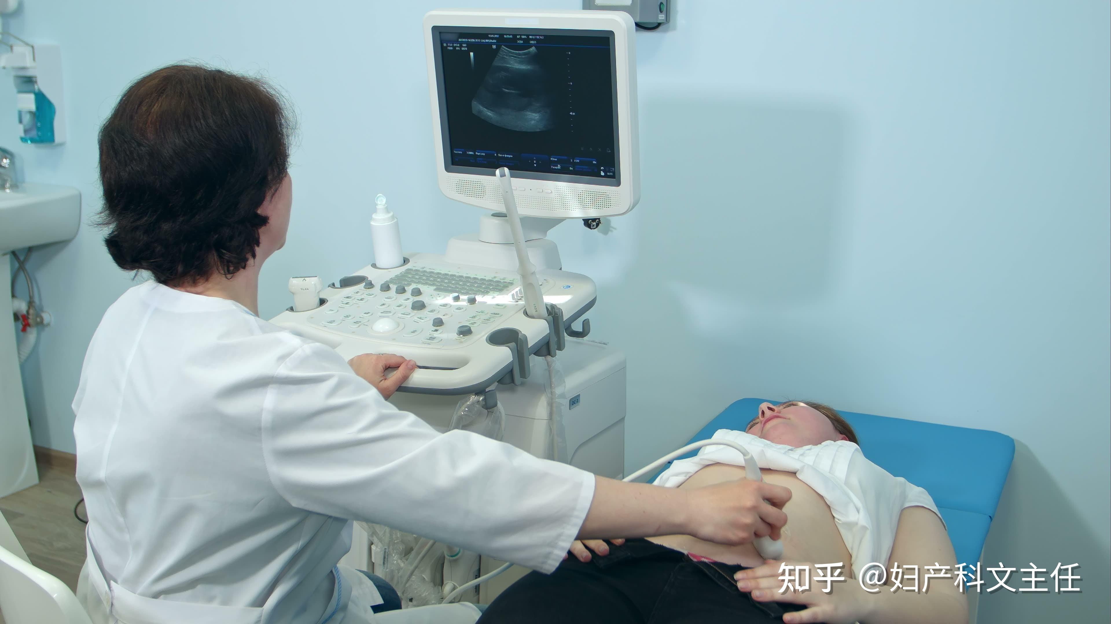 2024年武汉捐卵试管生男孩医院做双胞胎可以包成功（你确定吗？）